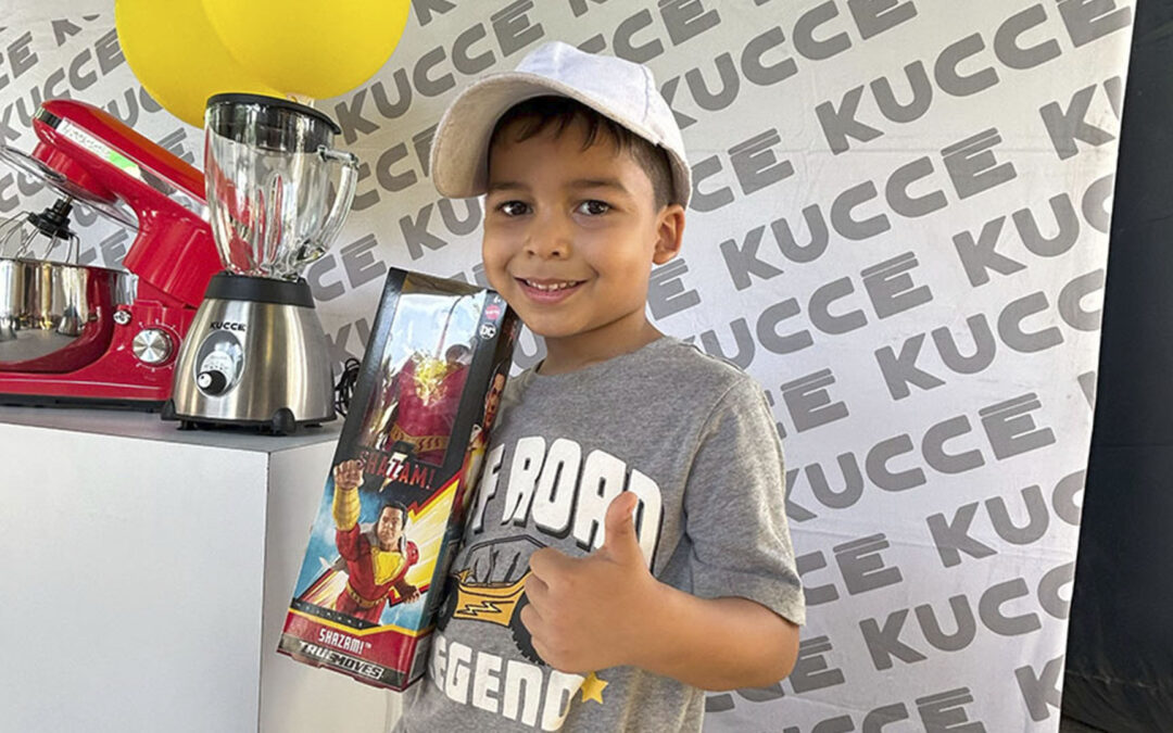 Kucce celebra el día del niño con los valencianos